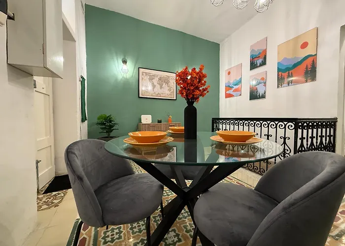 Entire Apartment In Cospicua With A Cellar!